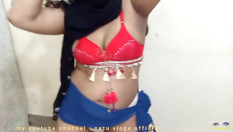 Beautiful Indian Slut In Hijab Erotic Dance In India Homemade
