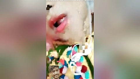 Today Exclusive -cute Desi Girl Shows Her Boobs To Lover On Vc