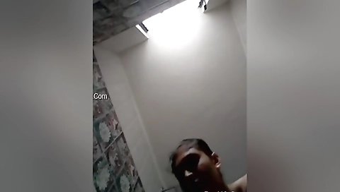 Today Exclusive -desi Girl Shows Her Boobs