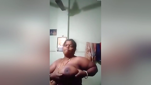 Today Exclusive -desi Bbw Bhabhi Shows Her Boobs And Pussy