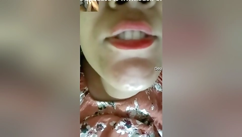 Today Exclusive- Horny Punjabi Bhabhi Showing Her Wet Pussy
