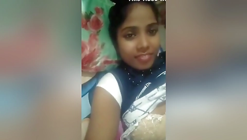Today Exclusive- Cute Desi Girl Blowjob And Showing Her Boobs 2