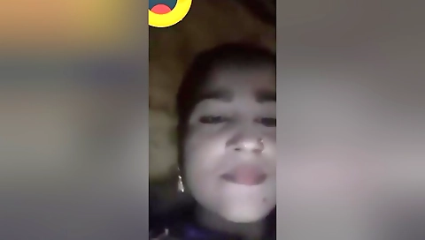 Today Exclusive- Sexy Village Girl Showing Boobs And Pussy On Video Call