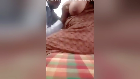 Today Exclusive- Bhabhi Boob Sucking By Dewar