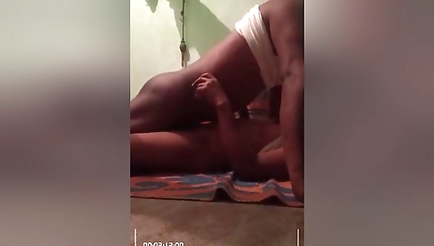 Today Exclusive- Desi Couple Fucking