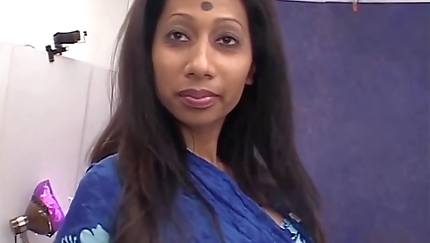 I Fuck The Indian Wife Of Younger Step brother And Didnt Regret