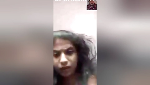 Today Exclusive -sexy Tamil Girl Shows Her Boobs