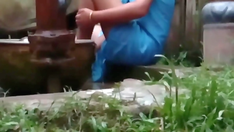 Indian Naked Girl Body Washing Video