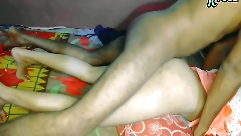 Hot Step mother In Red Lipstick Lagi Honth Me Lund Chusna Mujhe Bahut Pasand Hai.mere Mama Or Meri Chudai Ki Hot Sex Video With Clear Voice