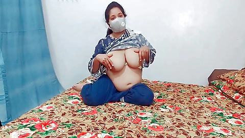 Desi Paki Girl Showing Round Big Boobs