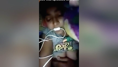 Today Exclusive- Cute Desi Girl Showing Her Boobs And Pussy On Video Call 1