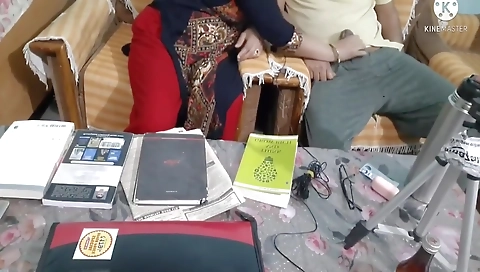 Desi Sexiest Bhabhi Ne Dewar Ko Fasakar Bhujai Apni Pyas