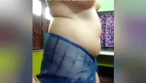 Desi Bahu Ne Susar Ji Ko Choot Me Ungli Karke Dikhai