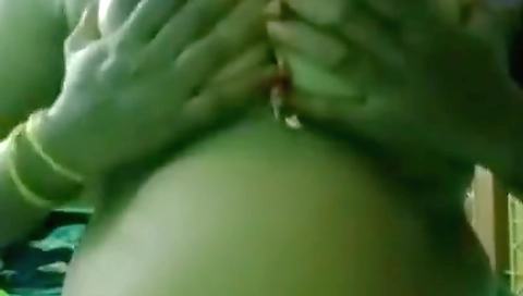 Tamil Wife Showing Her Nude Body To Fans