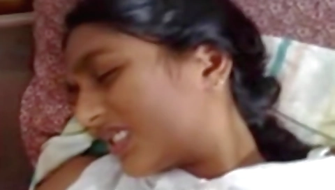 Hot Pune College Virgin Girl Fucked For The First Time