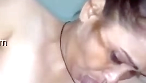 Exclusive- Sexy Desi Bhabhi Gives Nice Blowjob To Hubby