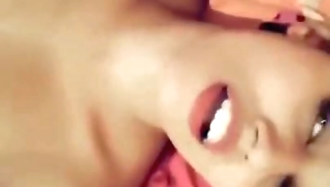 Today Exclusive-super Hot Lankan Girl Record Her Pussy Fingering Selfie 1