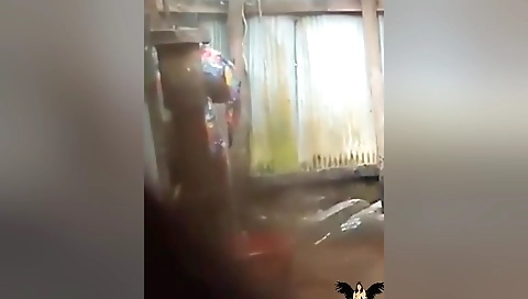 Desi Bhabhi Outdoor Bathing