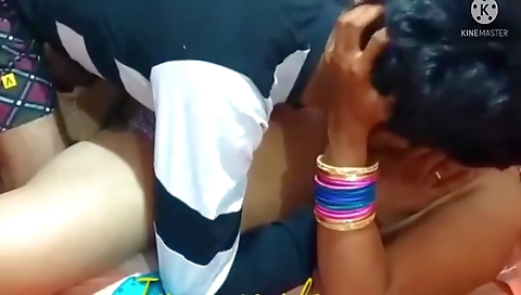 Hot Bhabi Ki Moti Choot Ki Malish Ki Dewar Ji Ne