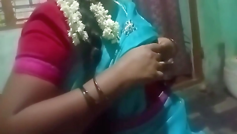 Priyanka Bigg Boobs Show In Home