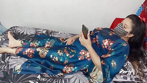 Muslim Girl Masturbating While Watching Porn Video Alone