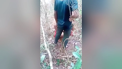 Desi Village Randi Bhabhis Outdoor Fucking With Lover 2