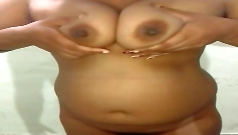 Hot Indian Woman Has A Video Call With Her College Boyfriend