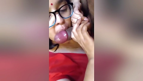 Today Exclusive-horny Nri Wife Sucking Hubby Dick