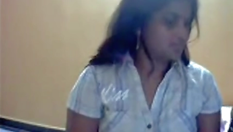 Busty Desi Indian Aunty Hardcore Missionary Fucking