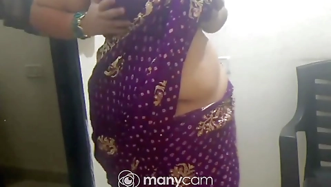 Horny Desi Indian Seducing Her Boss On Video Call 2