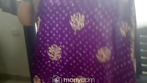 Horny Desi Indian Seducing Her Boss On Video Call 2