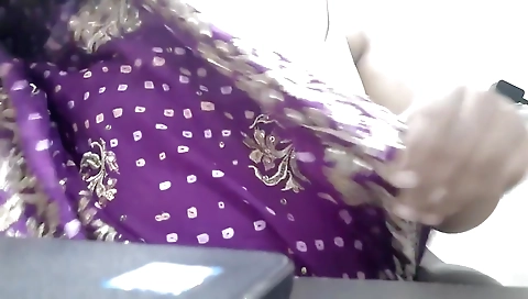 Desi Indian Honry Girl Does Seducing Saree Stripping For Her Boyfriend On Webcam