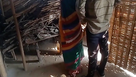 Indian Village Bhabhi Xxx Videos With Farmer