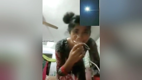 Cute Desi Village Girl Showing Her Boobs On Video Call