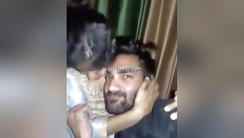 Today Exclusive- Desi Couple Romance And Boob Sucking