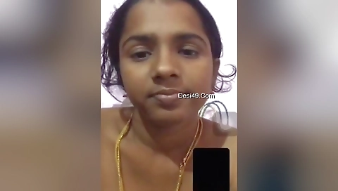 Today Exclusive- Famous Tamil Girl Maya Showing Her Boobs And Pussy On Video Call 1