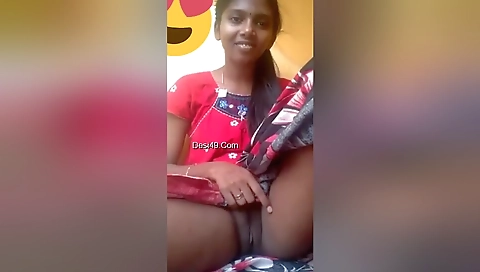 Cute Tamil Girl Shows Her Pussy