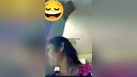 Today Exclusive -desi Bahbhi Shows Her Boobs And Pussy