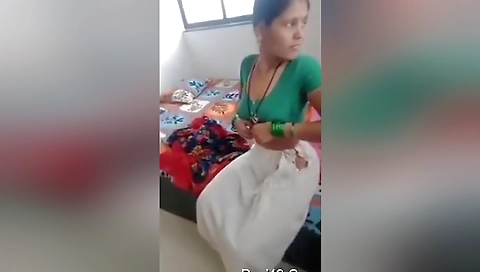 Desi Village Bhabhi Romance And Fucked By Lover 4