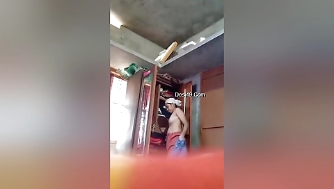 Today Exclusive -bhabhi Changing Cloths Record In