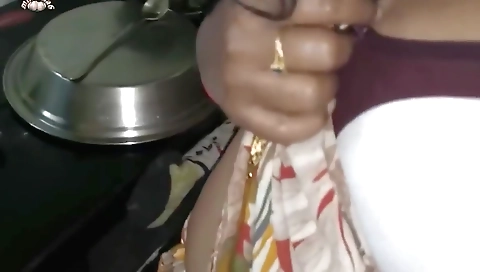 Hardcore Doggy Style Fucking In Kitchen With Hindi Dirty Talking.bhabi Ko Devar Ne Mein Choda - Devar Bhabhi