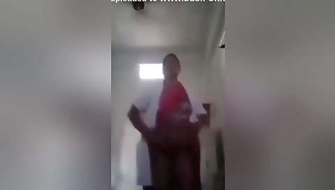 Horny Bhabhi Shows Her Boobs And Pussy