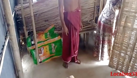 Village Bhabhi Xxx Fucks Her Husband With Hindi Audio