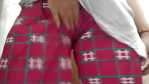 Desi Mosi N Choot M Daali Aapni Ungli Aur De Diya Maja Aapne