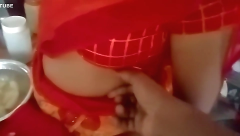 Tamil Aunty Boobs