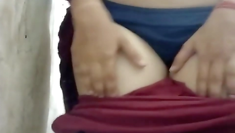 Bhen Ko Bhai Ne Nahate Hue Dekha Aur Pura Maja - Li Ya