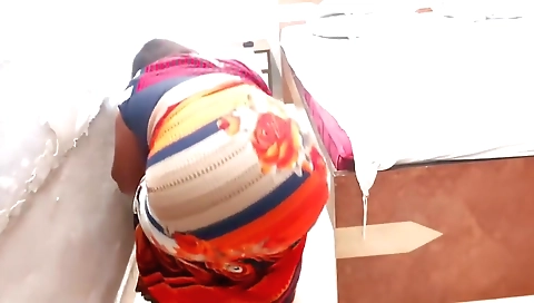 Deshi Bhabhi With Saree
