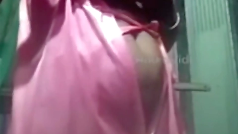 Desi Bhabhi Uradhura Fucks Video