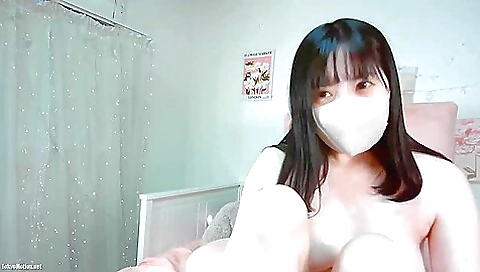 Erotic live chat with cute beautiful girl