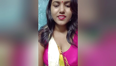Indian Beautiful Lady With Two Guys In Bathroom Bathroom Car College Maid Mature School Uniform Taxi Teacher Uniform Indian With Indian Lady